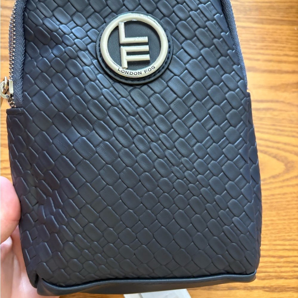 London Fog Navy Textured Crossbody Bag
